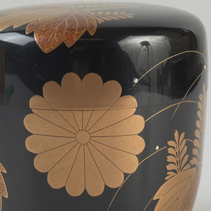 Chrysanthemum Paulownia Maki-e O-Natsume by Goto Doho - Kenchu-sai Attestation Box
