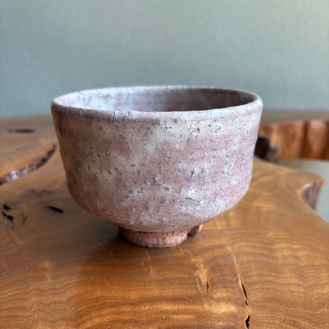 Hagi Ware Matcha Bowl — Tamago-de Glaze with Gohon Blush, Artist Signed Tomobako