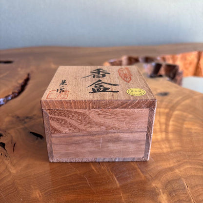 Minohara Koichi | Murakami Tsuishu Kogo | Carved Red Lacquer Peony | Niigata | Tomobako