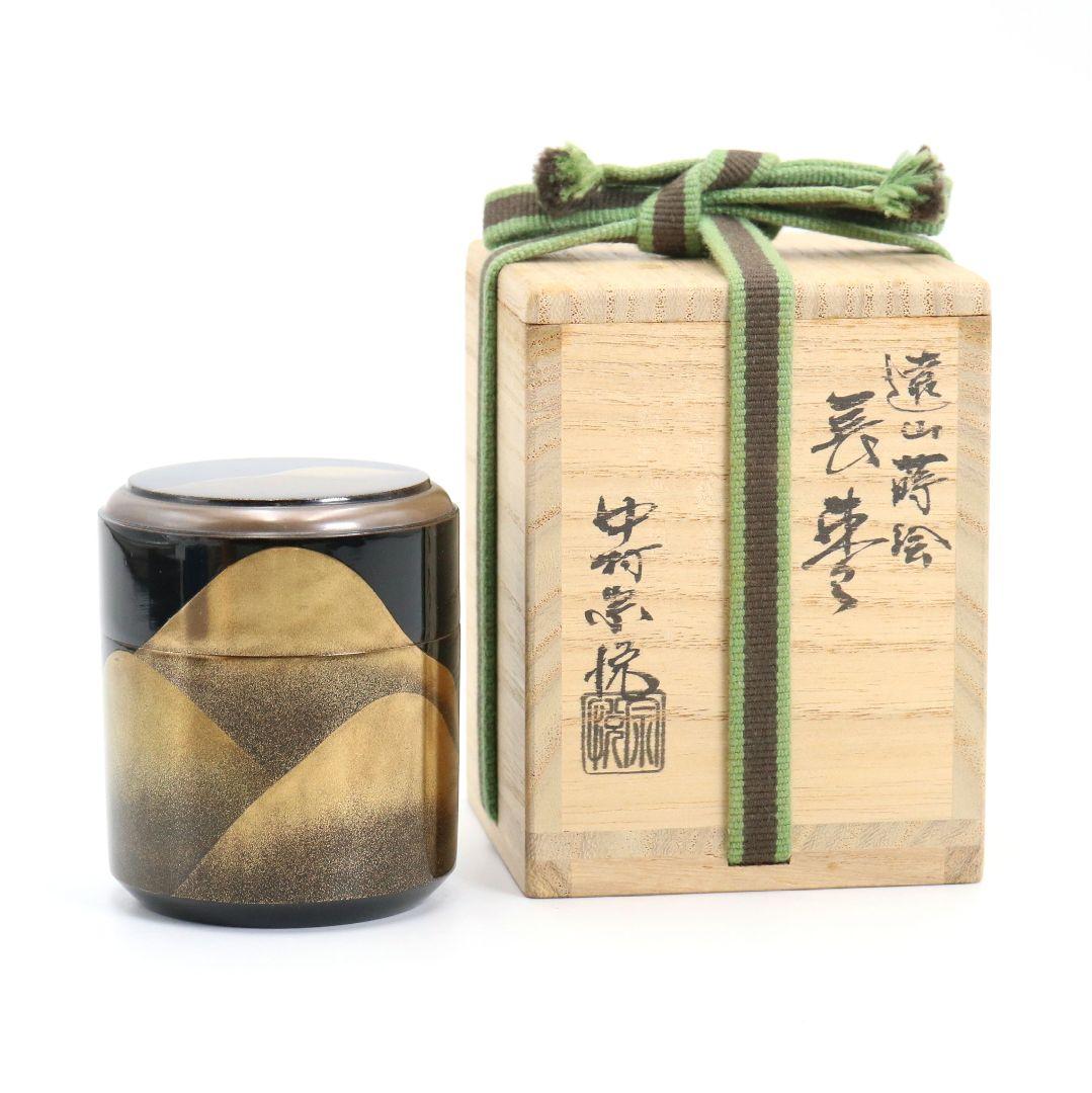 Tōyama Maki-e Naga-Natsume Tea Caddy by Nakamura Sōetsu | Gold Mountains