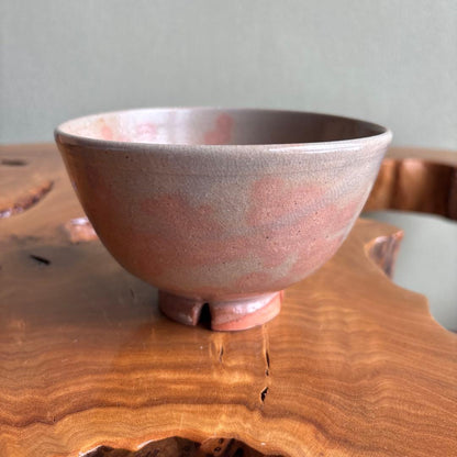 Gohon-de Chawan by Shimizu Hiroshi, Rakuzan Kiln, Soft Pink Gohon Spots on Warm Cream Stoneware with Tomobako