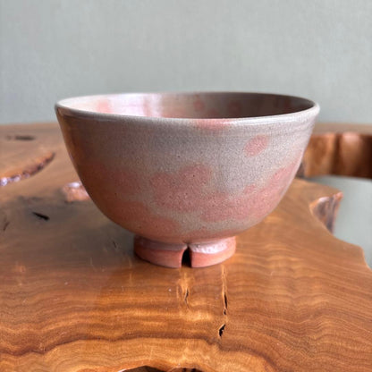Gohon-de Chawan by Shimizu Hiroshi, Rakuzan Kiln, Soft Pink Gohon Spots on Warm Cream Stoneware with Tomobako