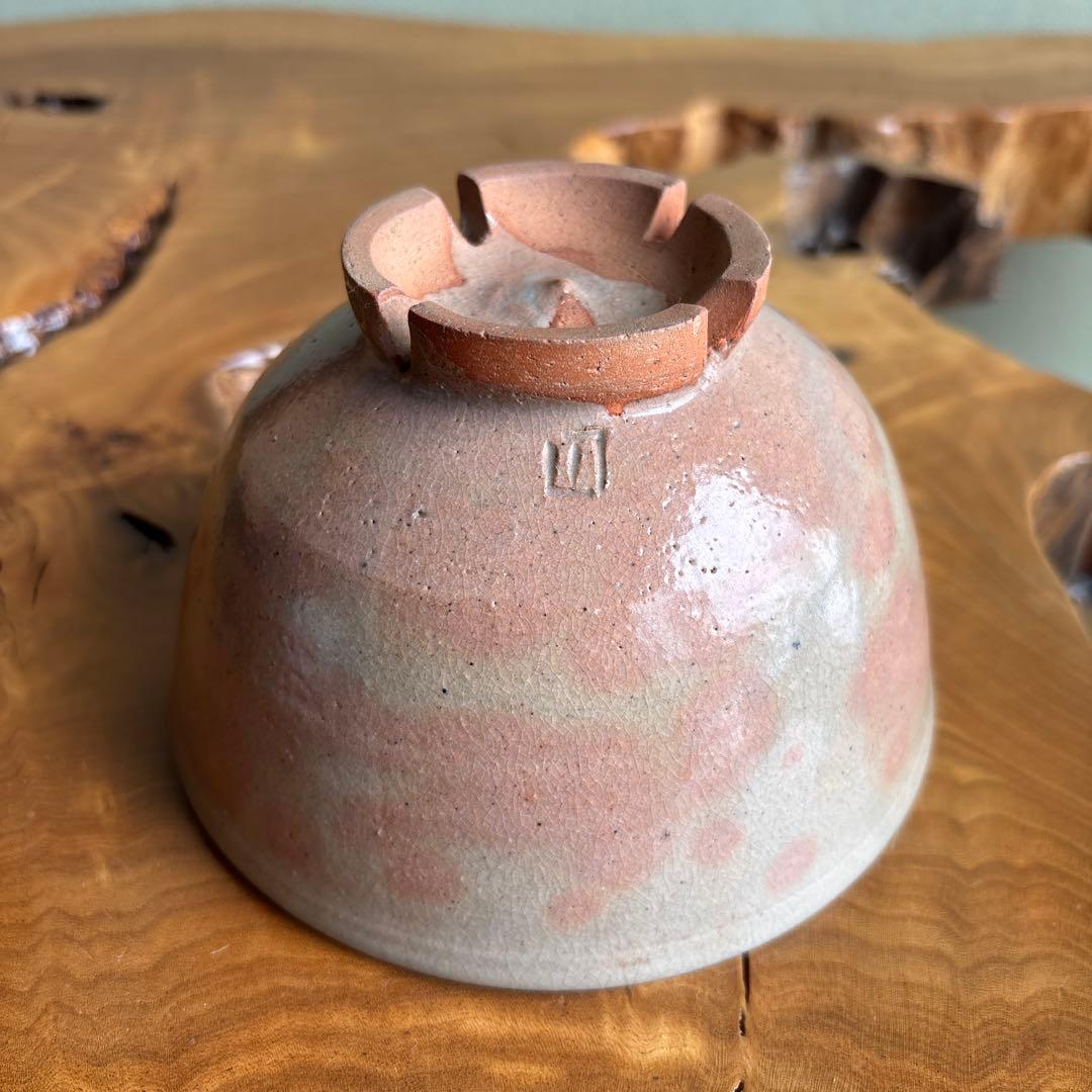 Gohon-de Chawan by Shimizu Hiroshi, Rakuzan Kiln, Soft Pink Gohon Spots on Warm Cream Stoneware with Tomobako