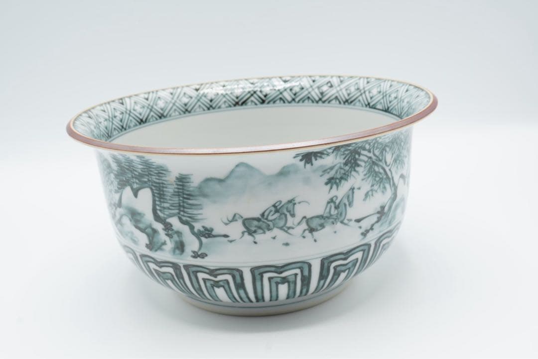 Murata Konosuke Rokusai Kiln — Sometsuke Landscape Hachi, Scholar Figures on Horseback, Tomobako