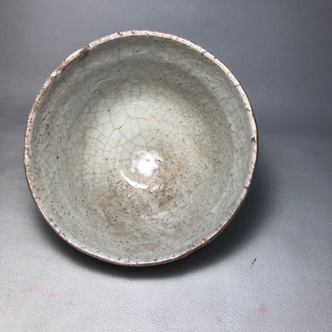 Hagi Ware Tea Bowl by Notomi Uun — Daikasan Kiln, Crackle Glaze Chawan with Signed Box