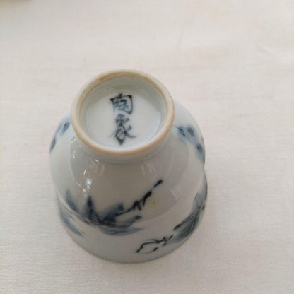 Kiyomizu-yaki Grape Pattern Guinomi by Tosho - Blue White Sake Cup with Karako Motif