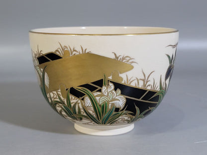 Yatsuhashi Iris Iro-e Chawan by Sugita Shohei — Seikanji Kiln Kyoto
