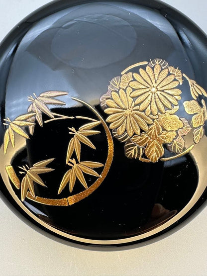Hanamaru Maki-e Lacquer Tea Caddy by Ikebata Chiho — Natsume