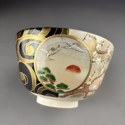 Yamaoka Shozo Kyo-yaki Chawan Black Gold Medallion Crane Tomobako