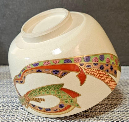 Nishio Zuiho Kinran-iro-e Noshi Design Tea Bowl — Kyo-yaki Chawan