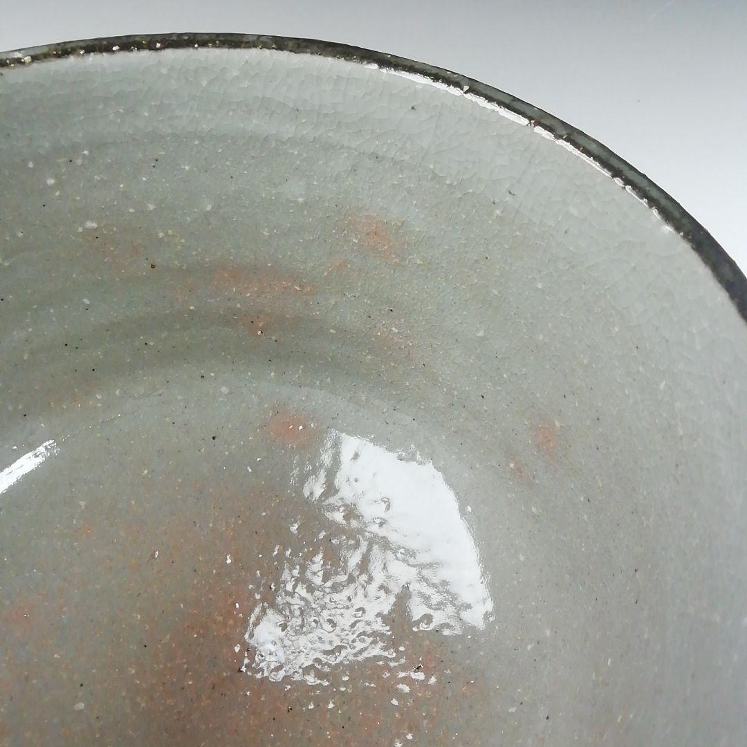 Kenzan Plum Blossom Tea Bowl by Omuro-gama - Seigaiha Gold