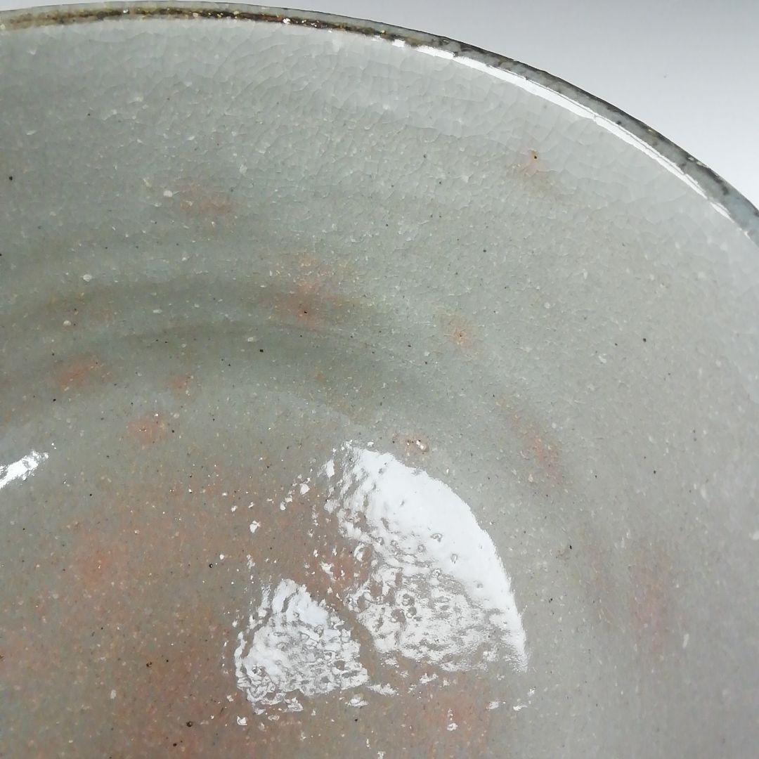 Kenzan Plum Blossom Tea Bowl by Omuro-gama - Seigaiha Gold