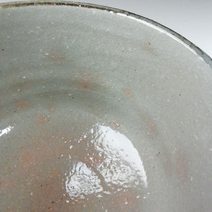 Kenzan Plum Blossom Tea Bowl by Omuro-gama - Seigaiha Gold
