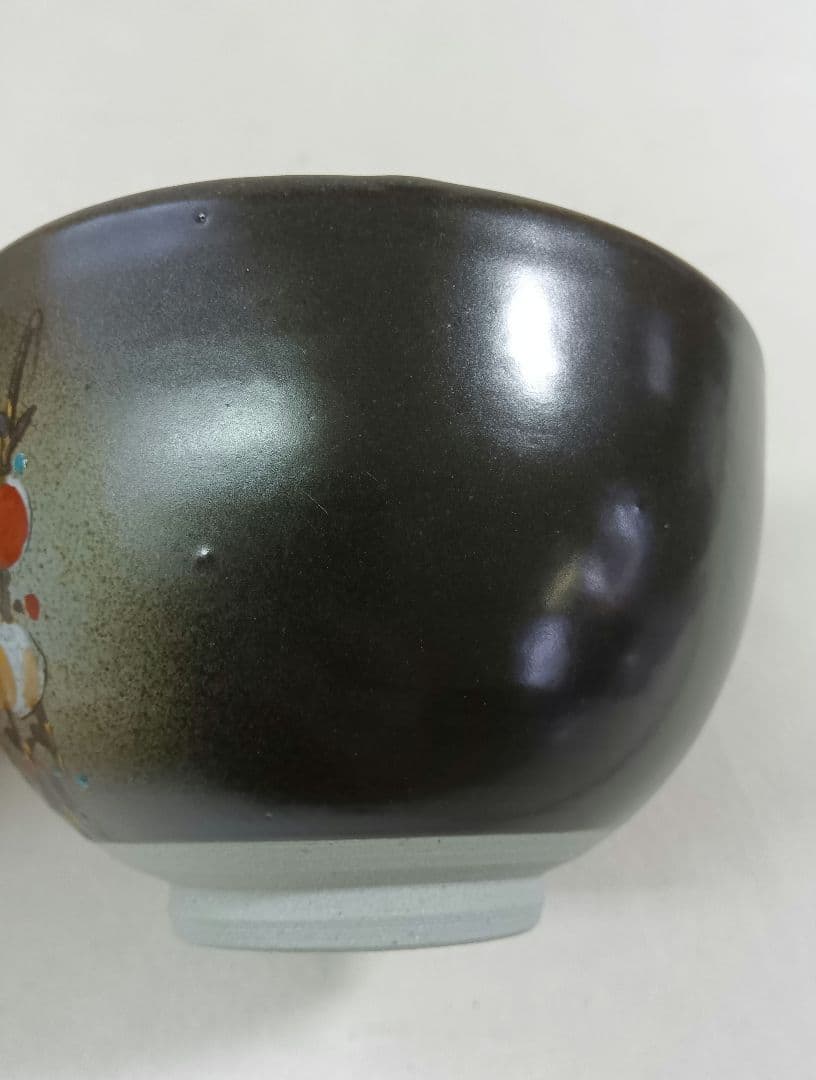Ash-Glaze Matcha Chawan with Plum Blossom Motif, Signed Wooden Box