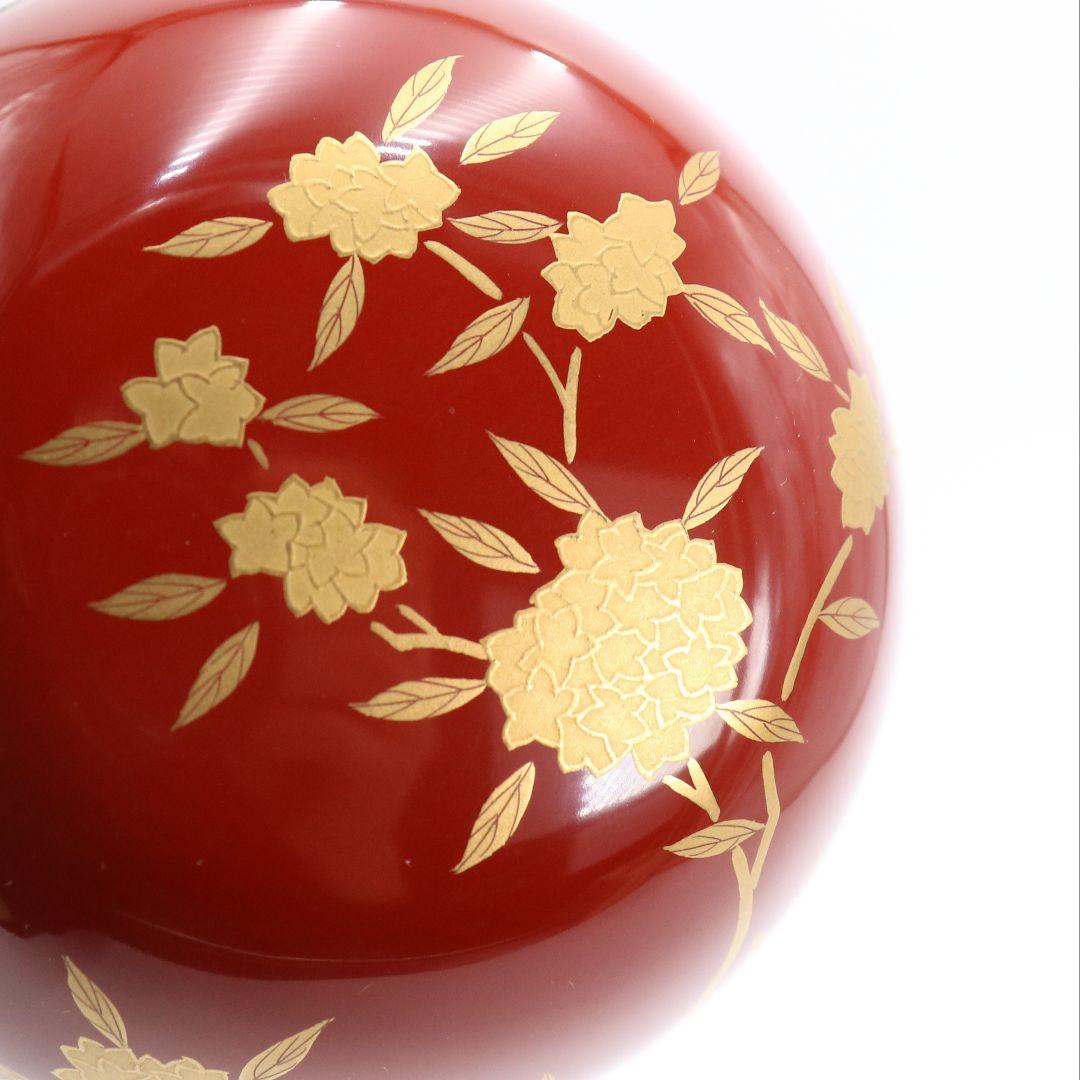 Red Lacquer Maru-Natsume Tea Caddy by Tanaka Soryo - Gold Maki-e Loquat and Plovers