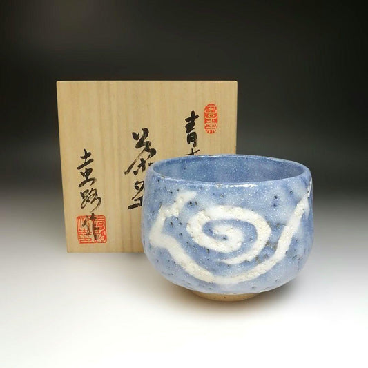 Ao-Shino Chawan Tea Bowl — Wooden Box Inscribed Kato Doshiro