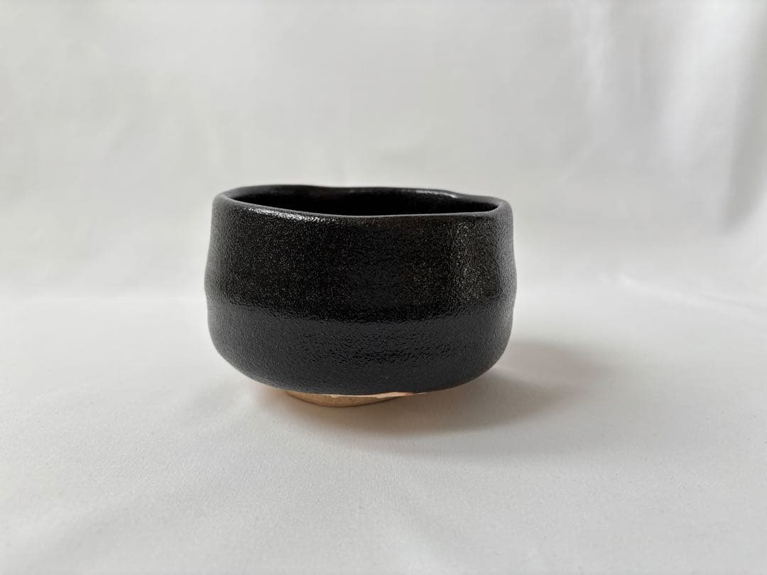 Yuzu-Kuro Matcha Tea Bowl by Sugiura Yoshiki — Black Glazed Chawan with Signed Wooden Box