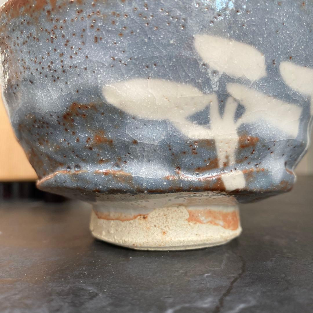 Nonaka Shunkiyo Nezumi-Shino Tea Bowl — Mino Ware Chawan with Tomobako