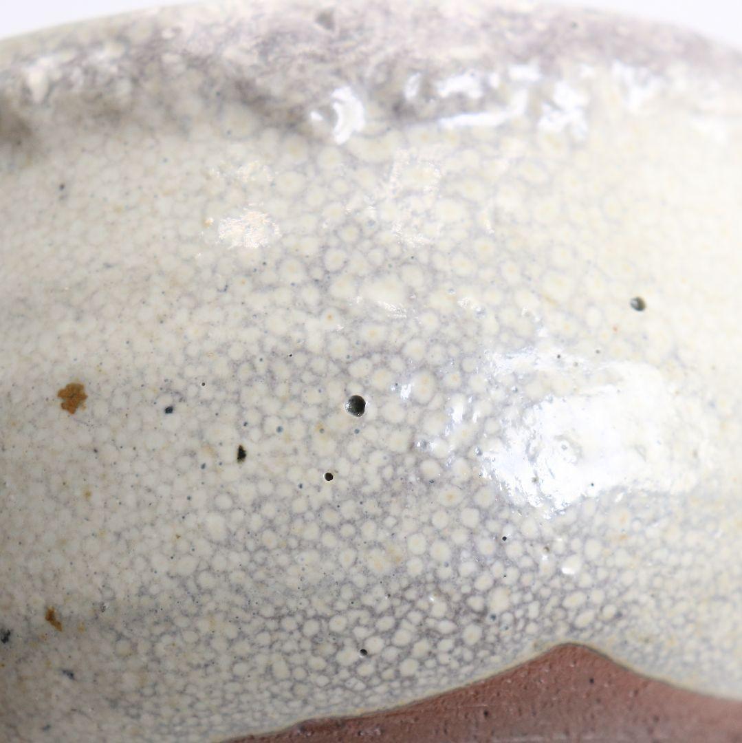 Tamba Tachikui Ash Glaze Matcha Chawan named Hakuu, Box Signed by Tea Master Hisada Soya