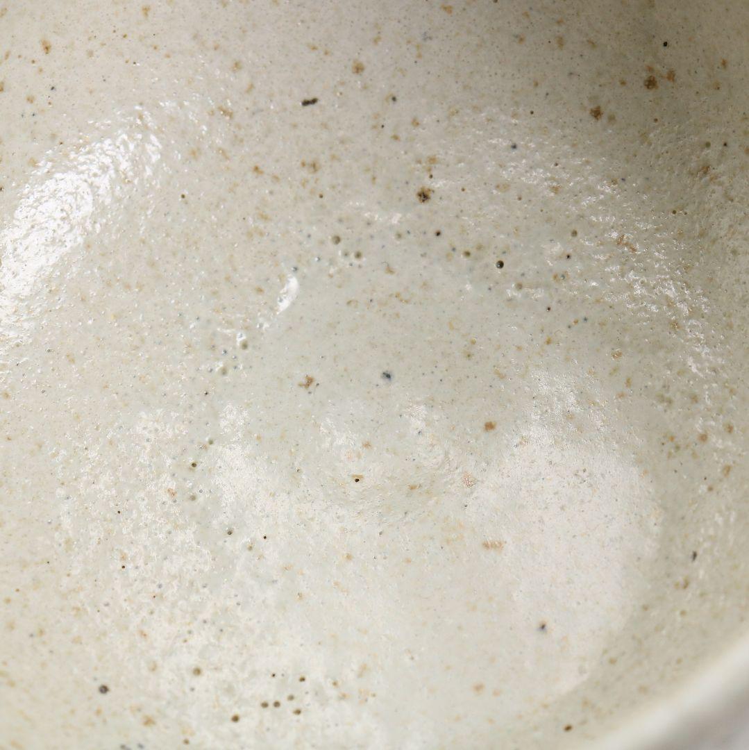 Tamba Tachikui Ash Glaze Matcha Chawan named Hakuu, Box Signed by Tea Master Hisada Soya