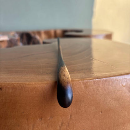 Black Persimmon Tea Scoop, Fuki-urushi Finish — Wooden Box | 黒柿 茶杓 拭漆