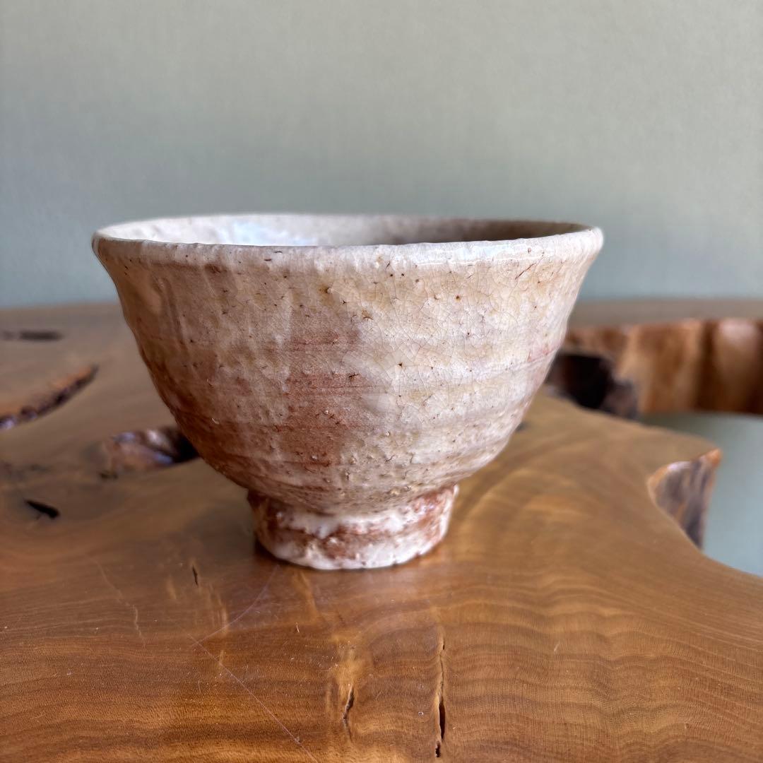 Hagi Ware Tea Bowl by Toyo - Japanese Matcha Chawan with Pink-Cream Glaze and Signed Box