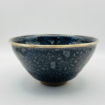 Oketani Teiichi — Yuteki Tenmoku Tea Bowl | Oil Spot Glaze with Silver Rim, Kyo-yaki