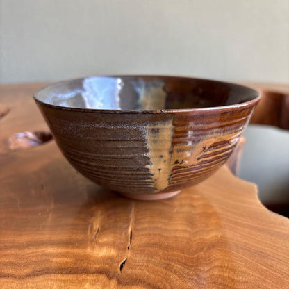 Takatori-yaki Tea Bowl by Kamei Miraku — Amber Glaze Landscape, Enshu Seven Kilns Lineage