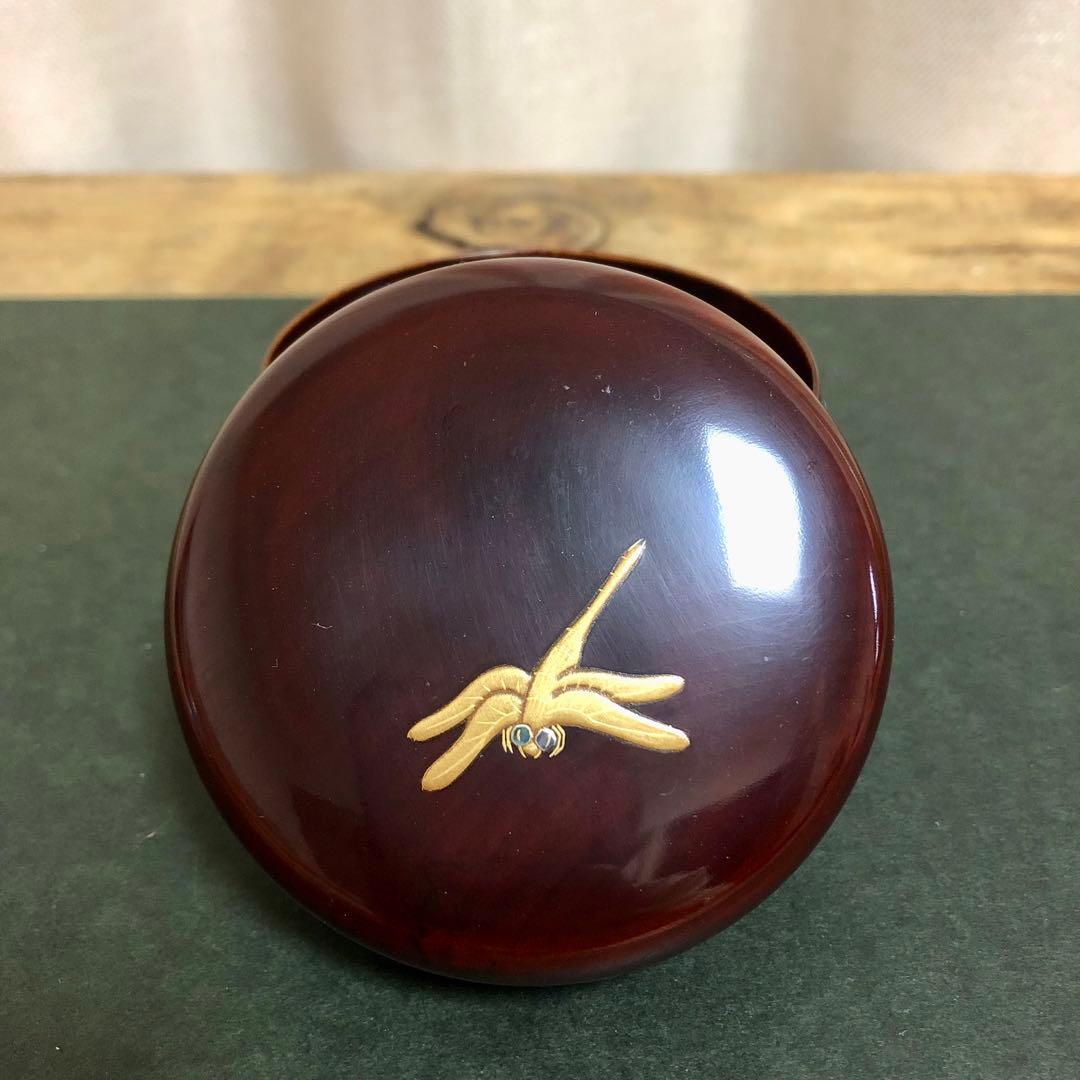 Wada Kinsai Dragonfly Maki-e Flat Natsume - Lacquer Tea Caddy with Signed Box