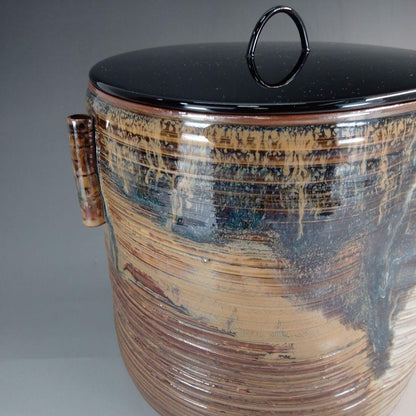 Takatori Style Mizusashi by Rakuzan – Japanese Water Jar – Earred Stoneware – Japan