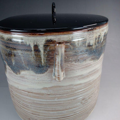 Takatori Style Mizusashi by Rakuzan – Japanese Water Jar – Earred Stoneware – Japan