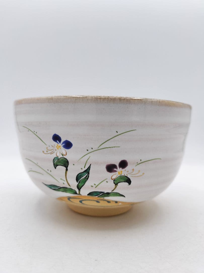 Haiyu Tsuyukusa-e Chawan by Nakamura Ryoji — Ash Glaze Tea Bowl with Dayflower Painting