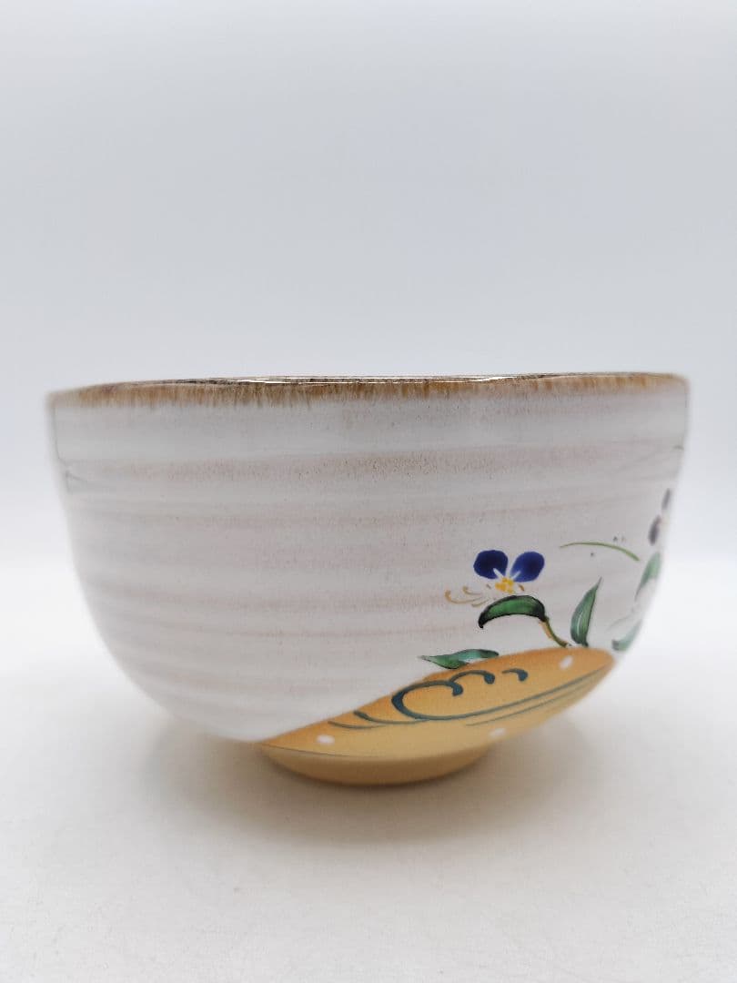 Haiyu Tsuyukusa-e Chawan by Nakamura Ryoji — Ash Glaze Tea Bowl with Dayflower Painting