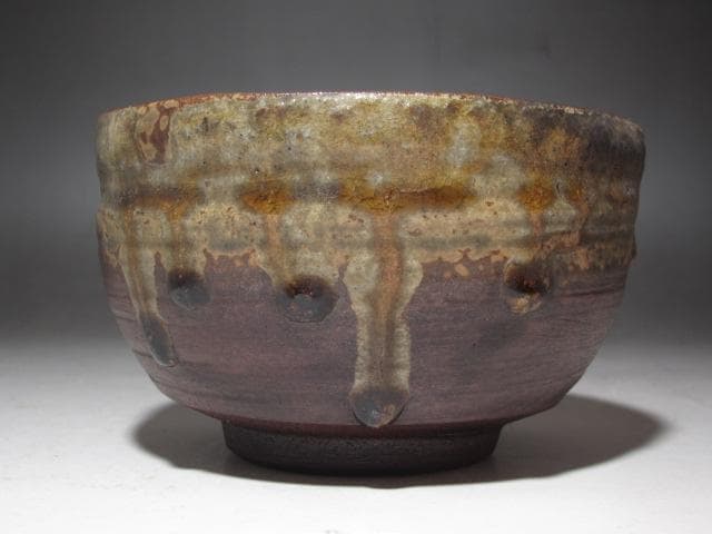 Bizen Tea Bowl 'Sennen' by Kaneshige Toyo, Living National Treasure, Inscribed by Urasenke Tantansai XIV, Hidasuki Chawan with Original Tomobako