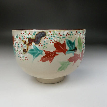 Inuyama Ware Unkin-de Tea Bowl by Ozeki Sakujuro - Cherry Blossom and Maple Chawan