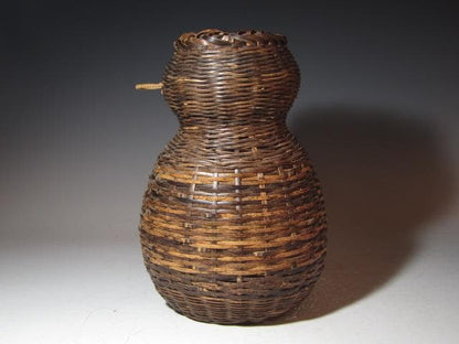 Urasenke Authenticated Bamboo Basket Tangetsu by Rokukansai