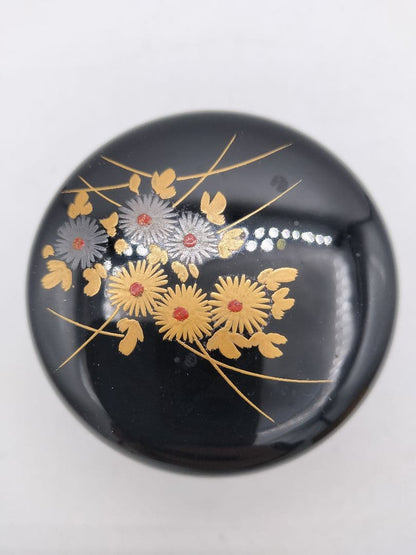 Black Lacquer Natsume by Okamoto Yosai – Chrysanthemum Makie – Japan Art