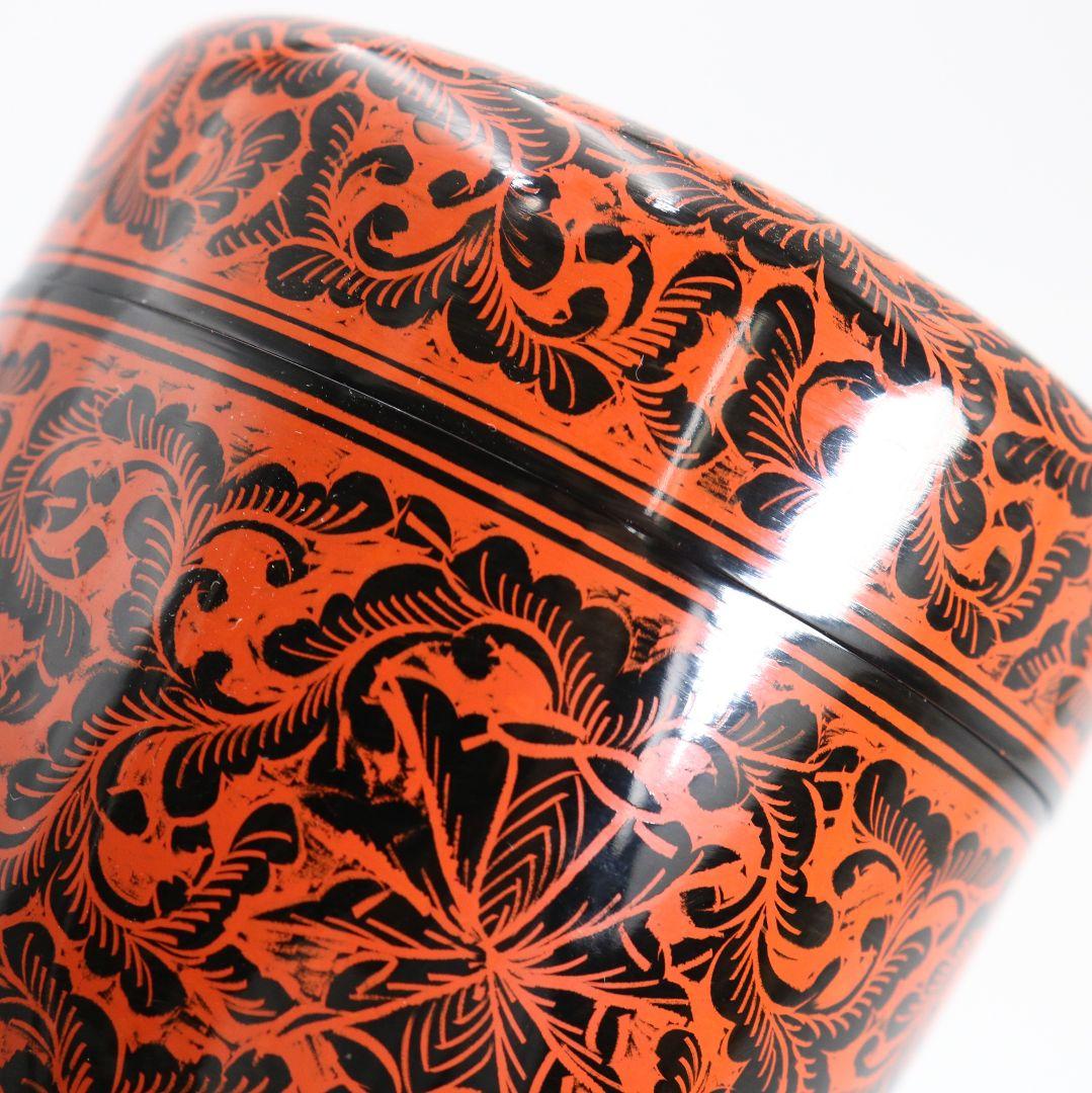 Morishige Workshop Kinma Natsume Sanuki Lacquer Carved Floral Tea Caddy Burmese Style Tomobako