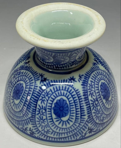 Ko-Imari Takokarakusa Haisen Footed Bowl | Sometsuke Blue White Arabesque Porcelain