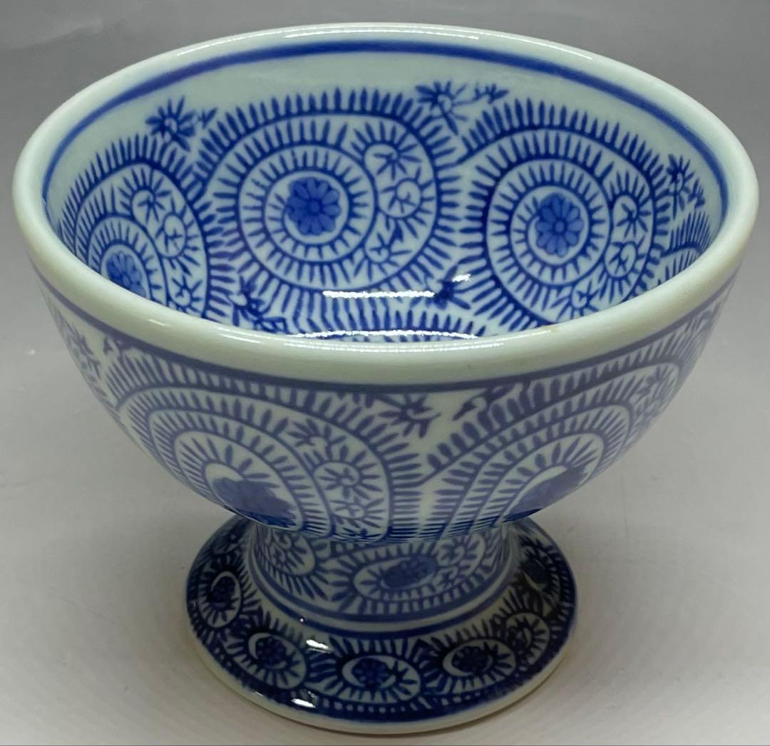 Ko-Imari Takokarakusa Haisen Footed Bowl | Sometsuke Blue White Arabesque Porcelain