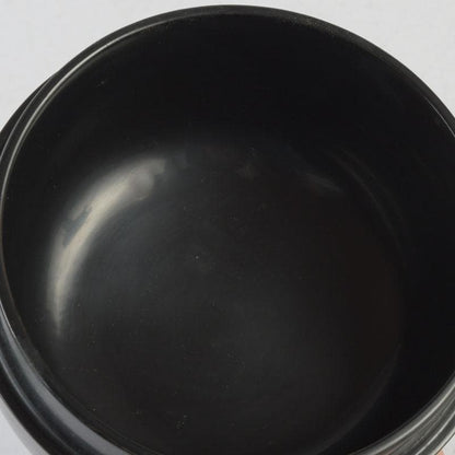 Gold Maki-e Lacquer Hira-Natsume Tea Caddy – Chrysanthemum Paulownia – Yamazaki Joetsu – Japan