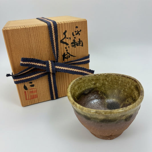Tokoname Ash Glaze Guinomi — Olive Green over Terracotta by Tanikawa Jin