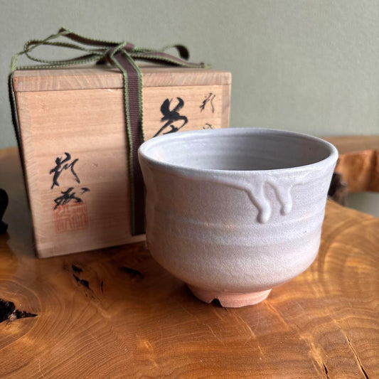 Hagi Ware Chawan — Wari-Kodai Feldspar Glaze, Studio Potter, Signed Tomobako