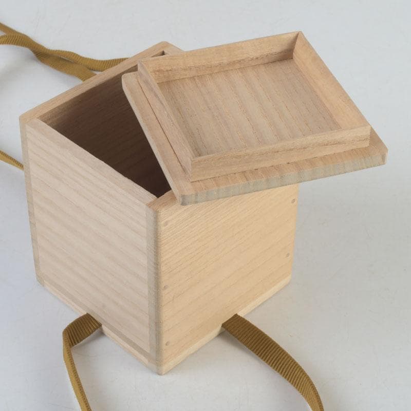 Autumn Grass Natsume by Tanaka Soryo – Japanese Tea Caddy – Raden Lacquer – Japan