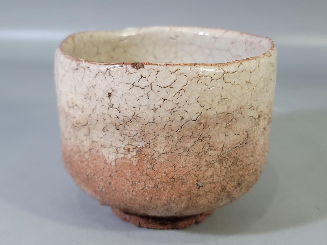 Hagi Ware Tea Bowl by Hirose Tanga - Gyokuhozan Kiln White Chawan with Signed Box