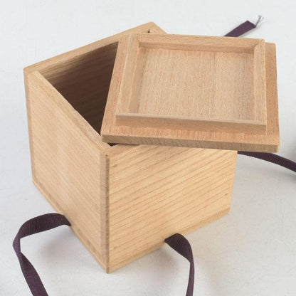 Wajima Lacquer Natsume Tea Caddy with Willow Maki-e by Okazawa Kiko — Signed Tomobako