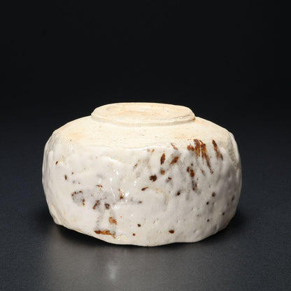 Shino Chawan by Yano Keisen — White Glaze Tea Bowl with Signed Box