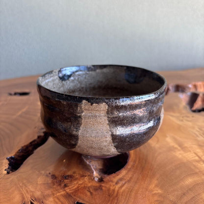 Heian Shosho Matcha Bowl Black Glaze with Exposed Clay Landscape