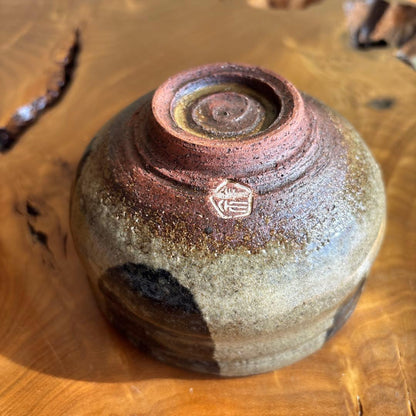 Heian Shosho Matcha Bowl Black Glaze with Exposed Clay Landscape