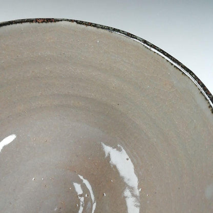 Kenzan-Style Chrysanthemum Fence Tea Bowl by Okino Kashu — Kiku-Magaki Overglaze Enamel Chawan